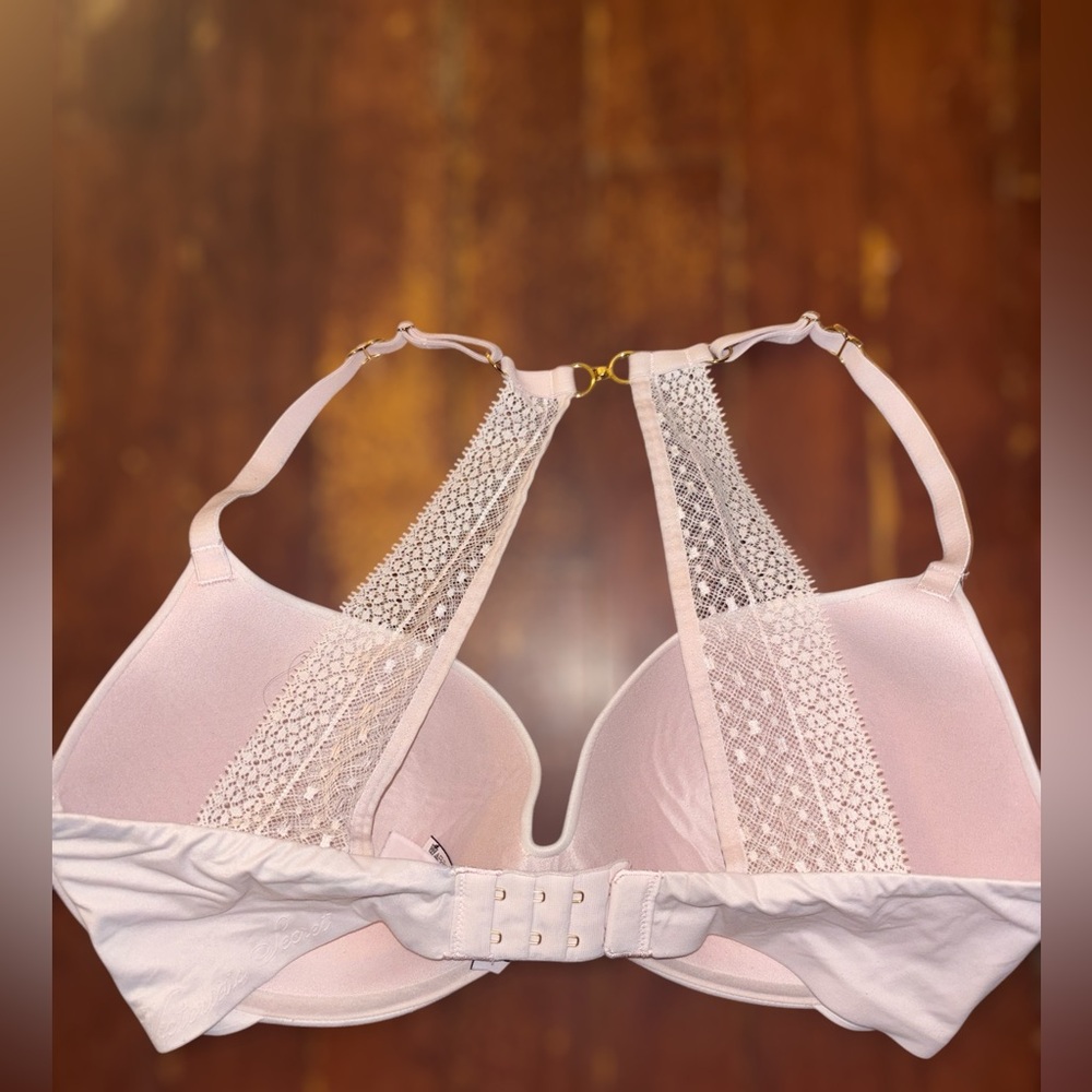 Victoria's Secret pink Incredible Perfect Shape PushUp Bra 32DDD